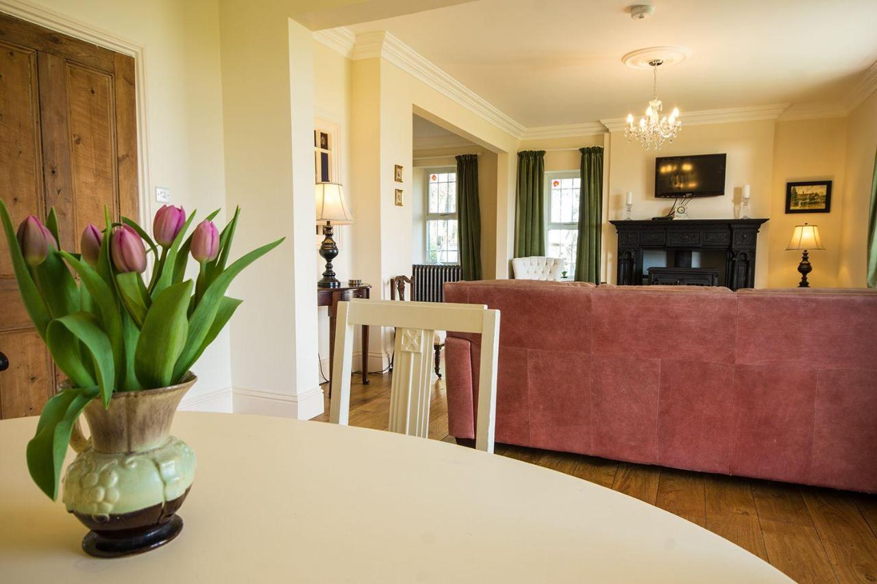 Exclusive Use Moor Grange Farm 13 Bedrooms 巴克斯顿 外观 照片