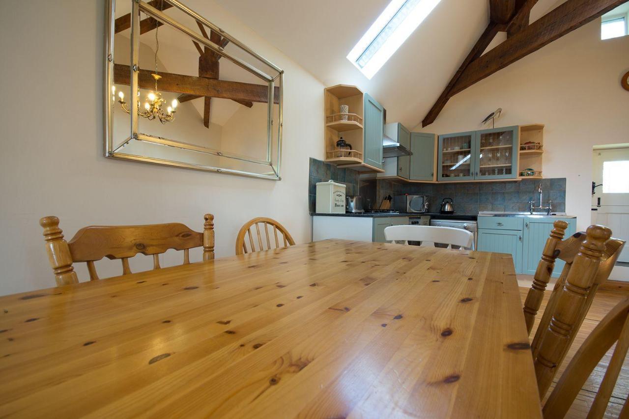 Exclusive Use Moor Grange Farm 13 Bedrooms 巴克斯顿 外观 照片