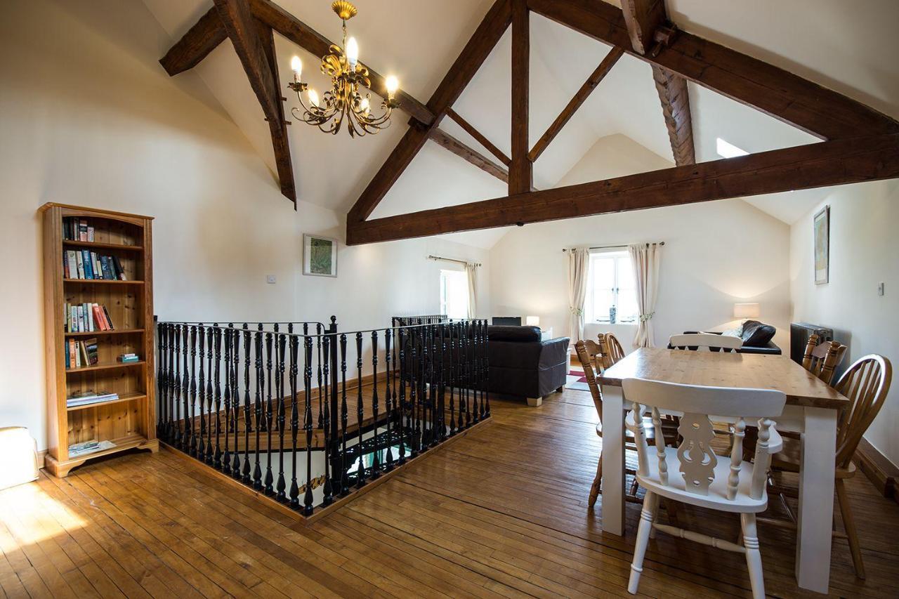 Exclusive Use Moor Grange Farm 13 Bedrooms 巴克斯顿 外观 照片